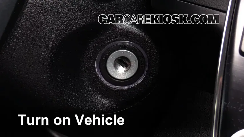 2013 Toyota Camry SE 2.5L 4 Cyl. Bluetooth Par Teléfono